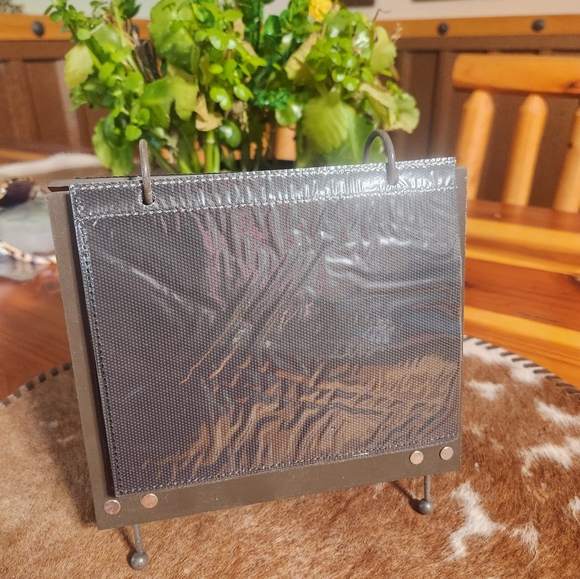 Coffee table photo album, holds 4"×6" photos - Picture 3 of 4